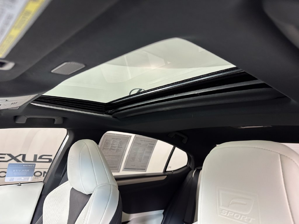 Used 2024 Lexus ES 350 F Sport w/ Technology Package FWD image 5