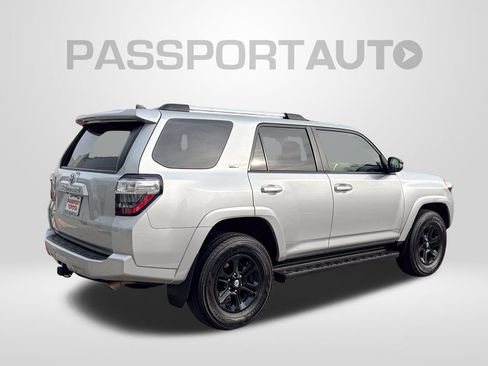 Certified 2022 Toyota 4Runner SR5 Premium image 5