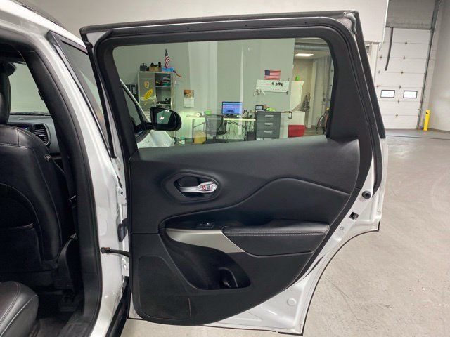 Used 2021 Jeep Cherokee Latitude Lux 80th Anniv w/ Quick Order Package 26U 80TH AWD/4WD image 26