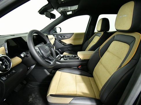 New 2026 Chevrolet Equinox ACTIV w/ LPO, Floor Liner Package image 5