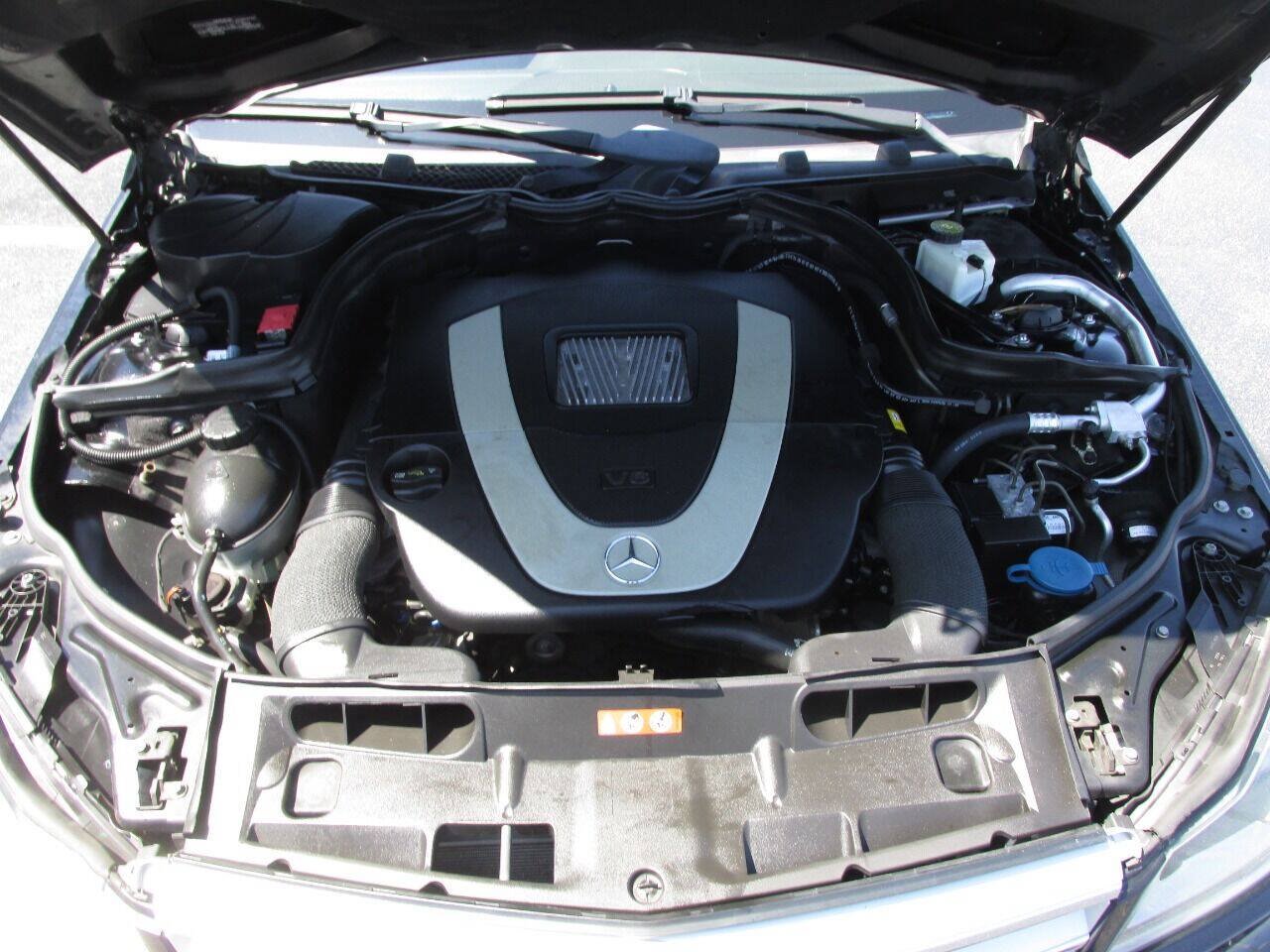 Used 2012 Mercedes-Benz C 300 4MATIC Sedan image 32