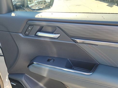 New 2026 GMC Acadia AT4 w/ Super Cruise Package image 41