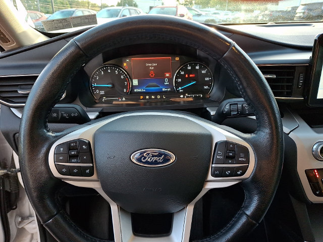 Used 2022 Ford Explorer XLT w/ Equipment Group 202A AWD/4WD image 22