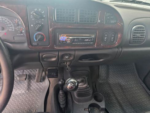 Used 2001 Dodge Ram 3500 Truck 4x4 Quad Cab image 34