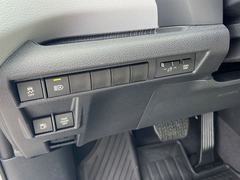 New 2026 Toyota Sienna XLE image 18