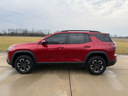 Used 2025 Chevrolet Equinox ACTIV image 9