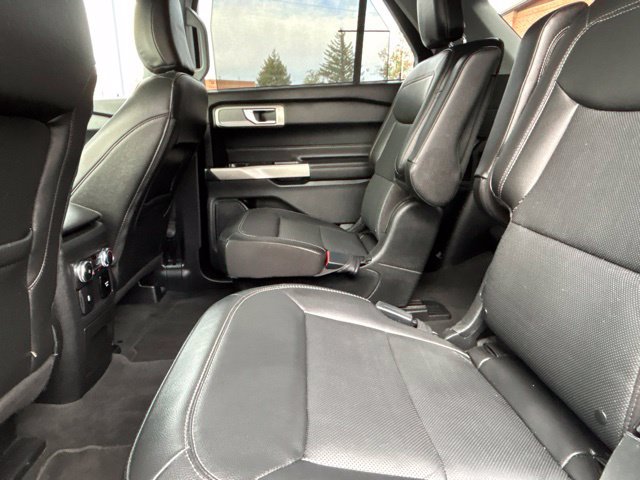 Certified 2022 Ford Explorer Limited w/ Equipment Group 301A AWD/4WD image 19