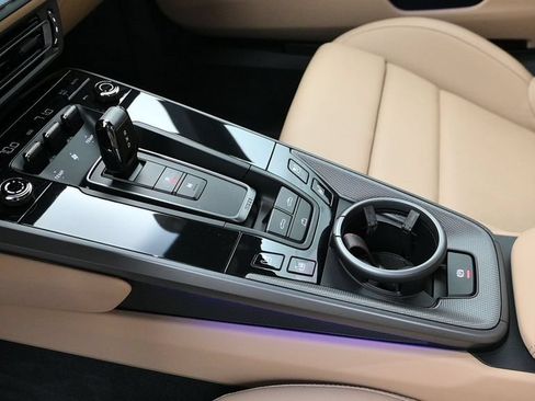 Certified 2024 Porsche 911 Carrera RWD image 13