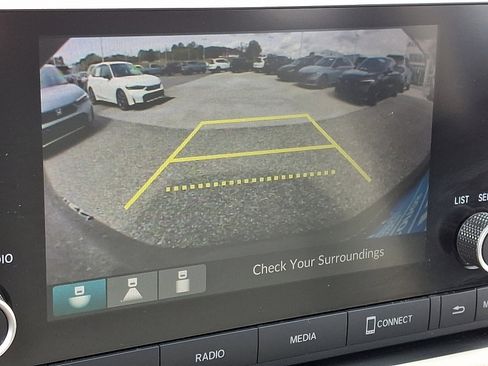 Certified 2023 Honda HR-V LX image 17