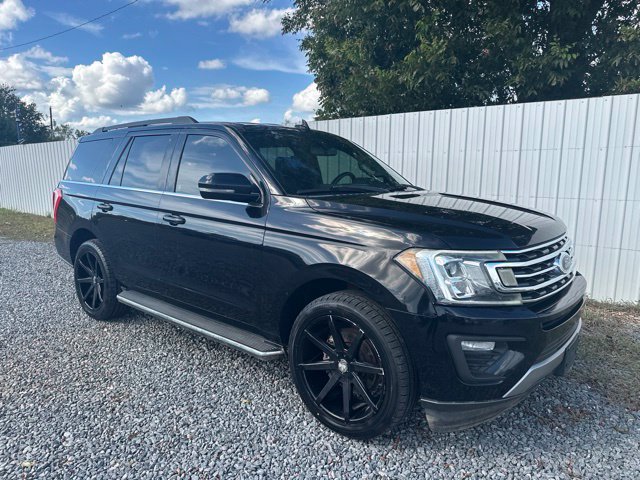 Used 2018 Ford Expedition XLT w/ Equipment Group 202A RWD image 7