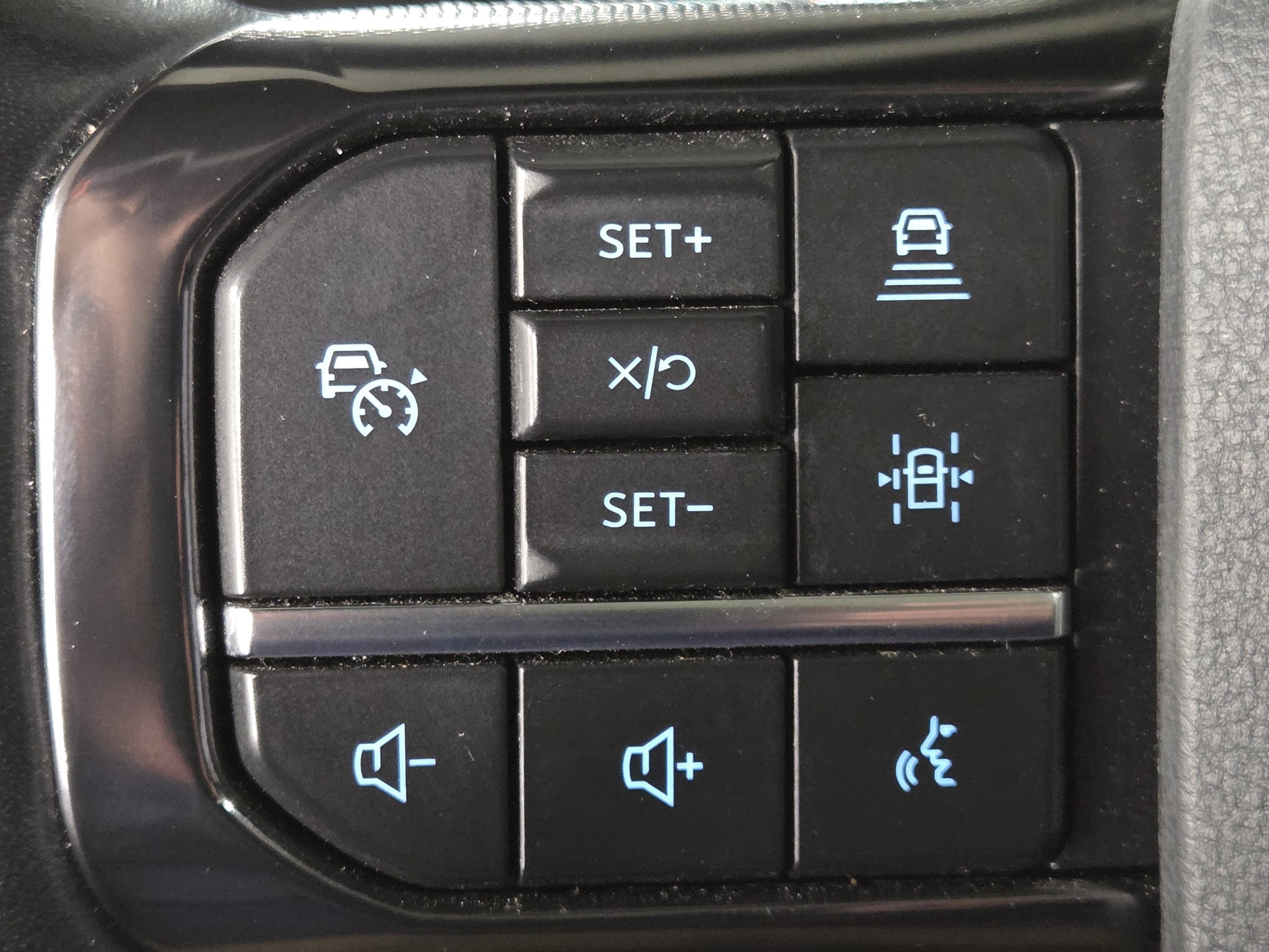 Used 2022 Ford F150 Platinum w/ Equipment Group 701A High AWD/4WD image 16