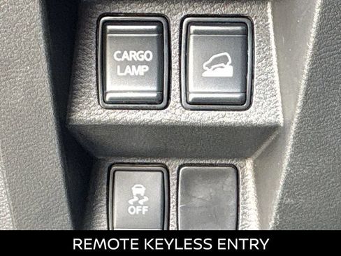 Certified 2024 Nissan Frontier SV AWD/4WD image 6