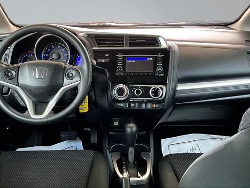 Used 2018 Honda Fit LX image 7