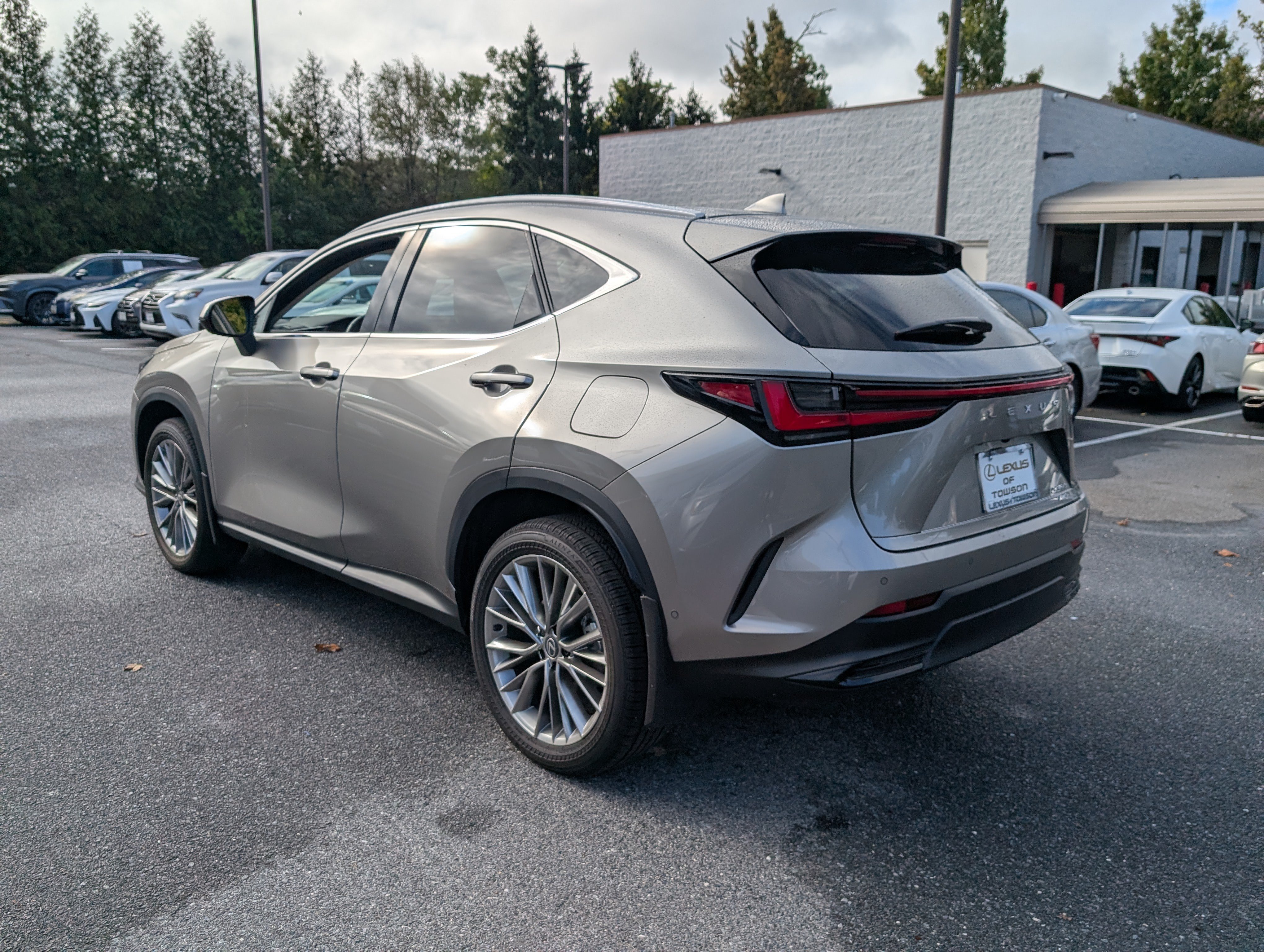Certified 2026 Lexus NX 350 AWD w/ Accessory Package (2T) image 5