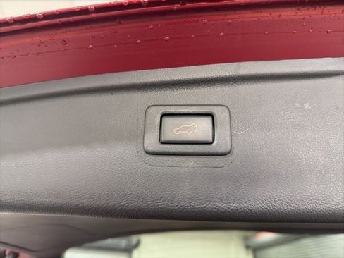 Used 2019 Subaru Outback 2.5i Limited image 37