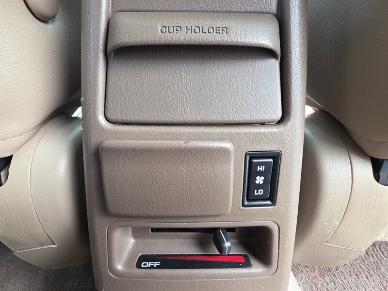 Used 2002 Toyota 4Runner SR5 AWD/4WD image 42