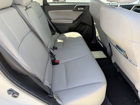 Used 2016 Subaru Forester 2.5i Limited w/ Popular Package #2 AWD/4WD image 19