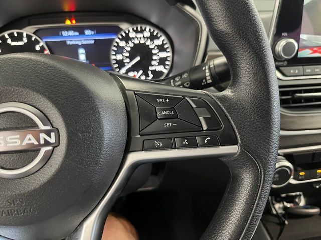Used 2024 Nissan Altima 2.5 SV FWD image 28