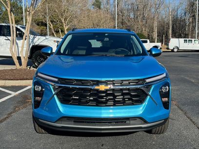 New 2026 Chevrolet Trax LT w/ Driver Confidence Package