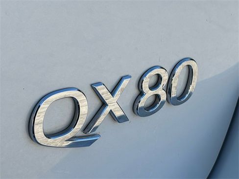 Used 2023 INFINITI QX80 Premium Select w/ Cargo Package image 18