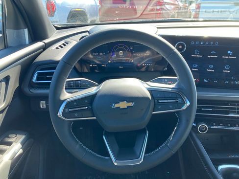 New 2026 Chevrolet Traverse LT w/ Driver Confidence Package image 12