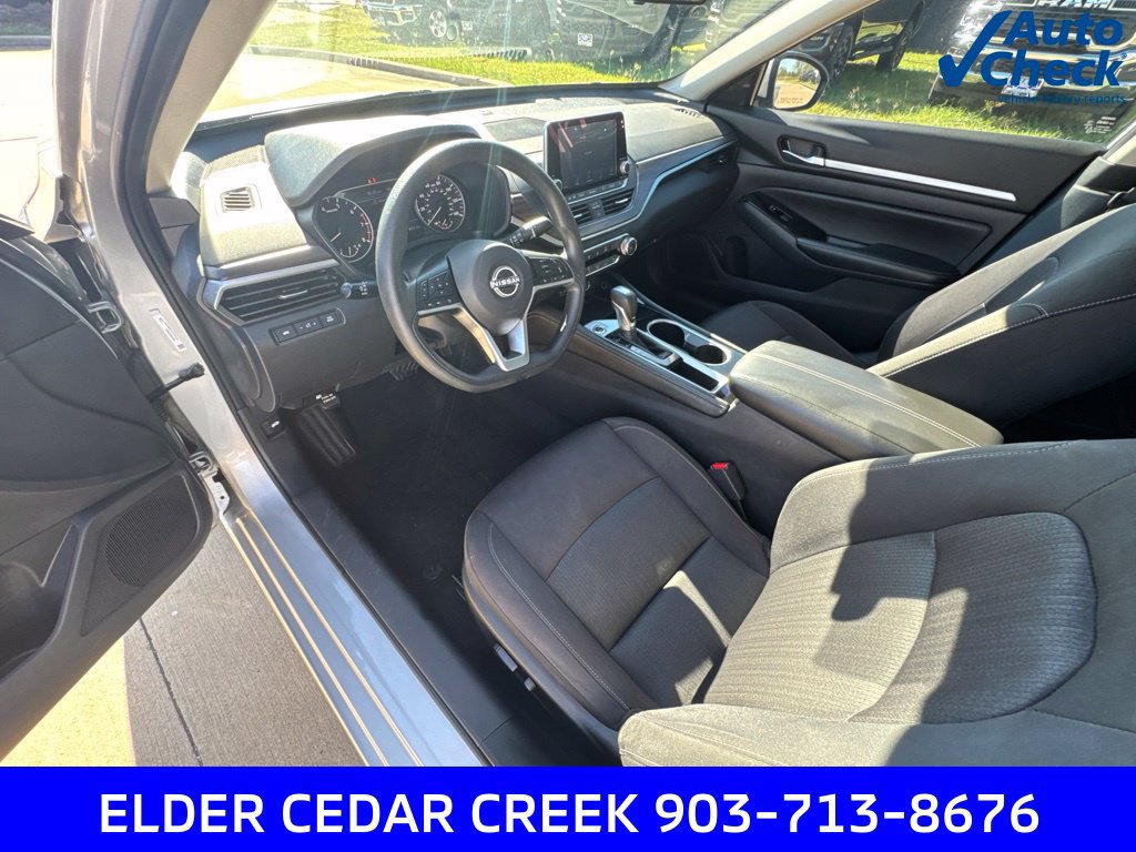 Used 2023 Nissan Altima 2.5 SV FWD image 13