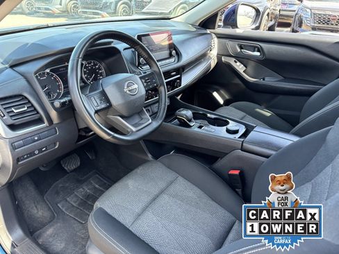Certified 2025 Nissan Rogue SV AWD/4WD image 19