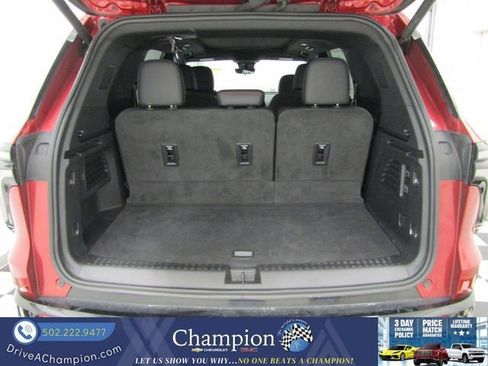 Used 2024 Chevrolet Traverse RS w/ LPO, Floor Liner Package AWD/4WD image 17