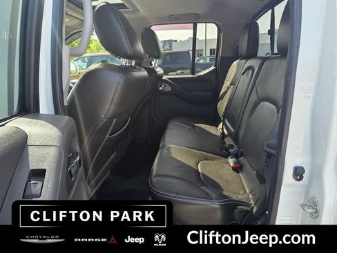Used 2017 Nissan Frontier PRO-4X w/ Pro-4x Luxury Package AWD/4WD image 10
