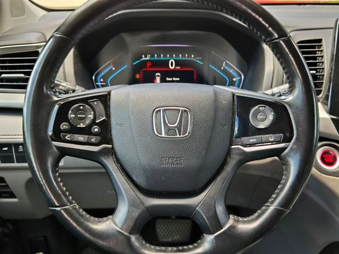 Used 2019 Honda Odyssey EX-L image 16
