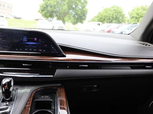 Used 2023 Cadillac Escalade Luxury AWD/4WD image 26