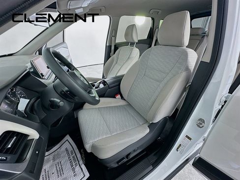 Used 2023 Nissan Rogue SV FWD image 28