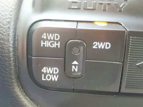 Used 2024 RAM 2500 Big Horn image 27