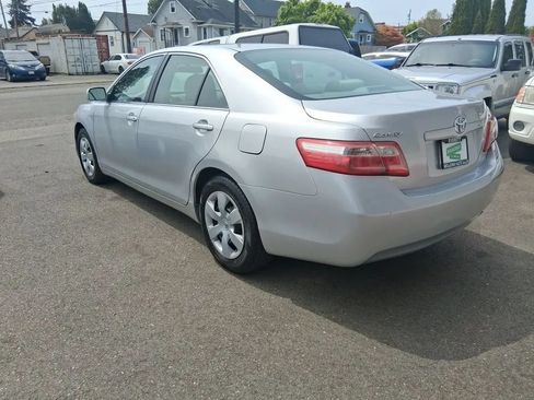 Used 2007 Toyota Camry LE FWD image 7