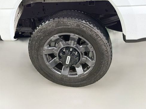 Used 2024 Ford F250 XL w/ STX Appearance Package AWD/4WD image 28