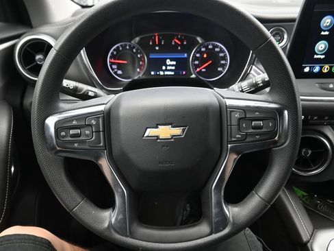 Used 2025 Chevrolet Blazer LT AWD/4WD image 7