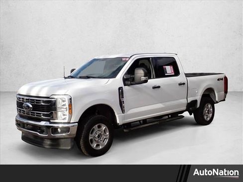 Certified 2025 Ford F250 XLT image 1