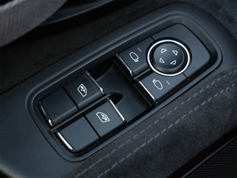 Used 2016 Porsche 911 GT3 RS image 9