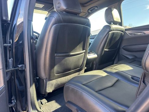 Used 2023 Cadillac XT6 Luxury image 43