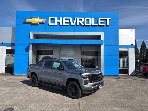 New 2026 Chevrolet Colorado Z71 w/ Midnight Edition AWD/4WD image 1