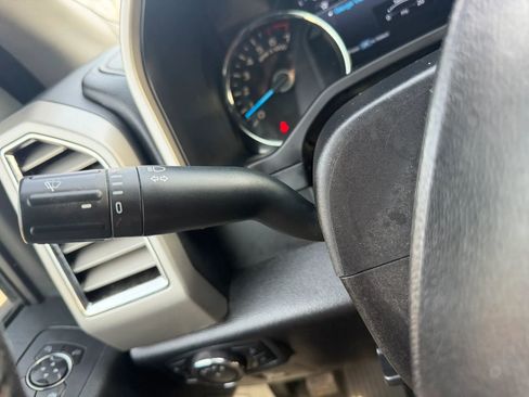 Used 2015 Ford F150 Lariat AWD/4WD image 18