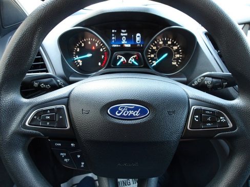 Used 2019 Ford Escape SE AWD/4WD image 17