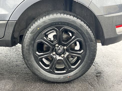 Certified 2021 Ford EcoSport SE image 29
