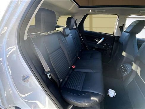 Used 2024 Land Rover Discovery Sport S image 27