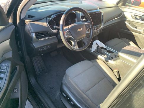 Used 2021 Chevrolet Traverse LT image 10