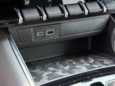 New 2026 GMC Canyon AT4 AWD/4WD image 34