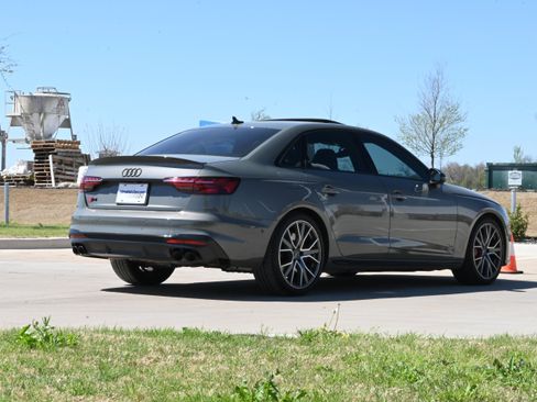 Used 2023 Audi S4 Prestige w/ Prestige Package image 9