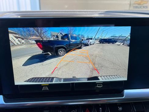 Used 2025 Chevrolet Silverado 2500 LT w/ Convenience Package image 54