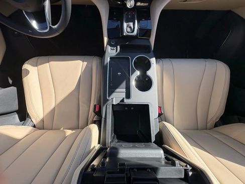 New 2026 Acura MDX SH-AWD image 18