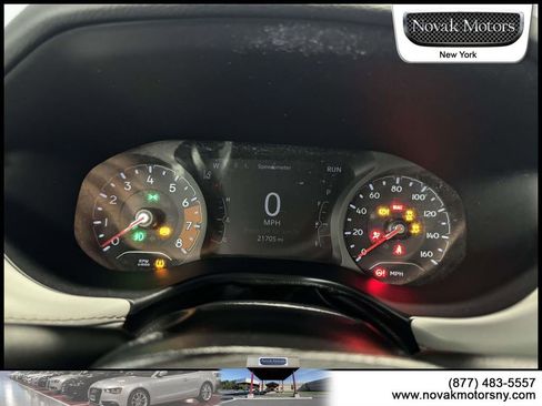 Used 2023 Jeep Compass Limited w/ Sun and Sound Group image 13